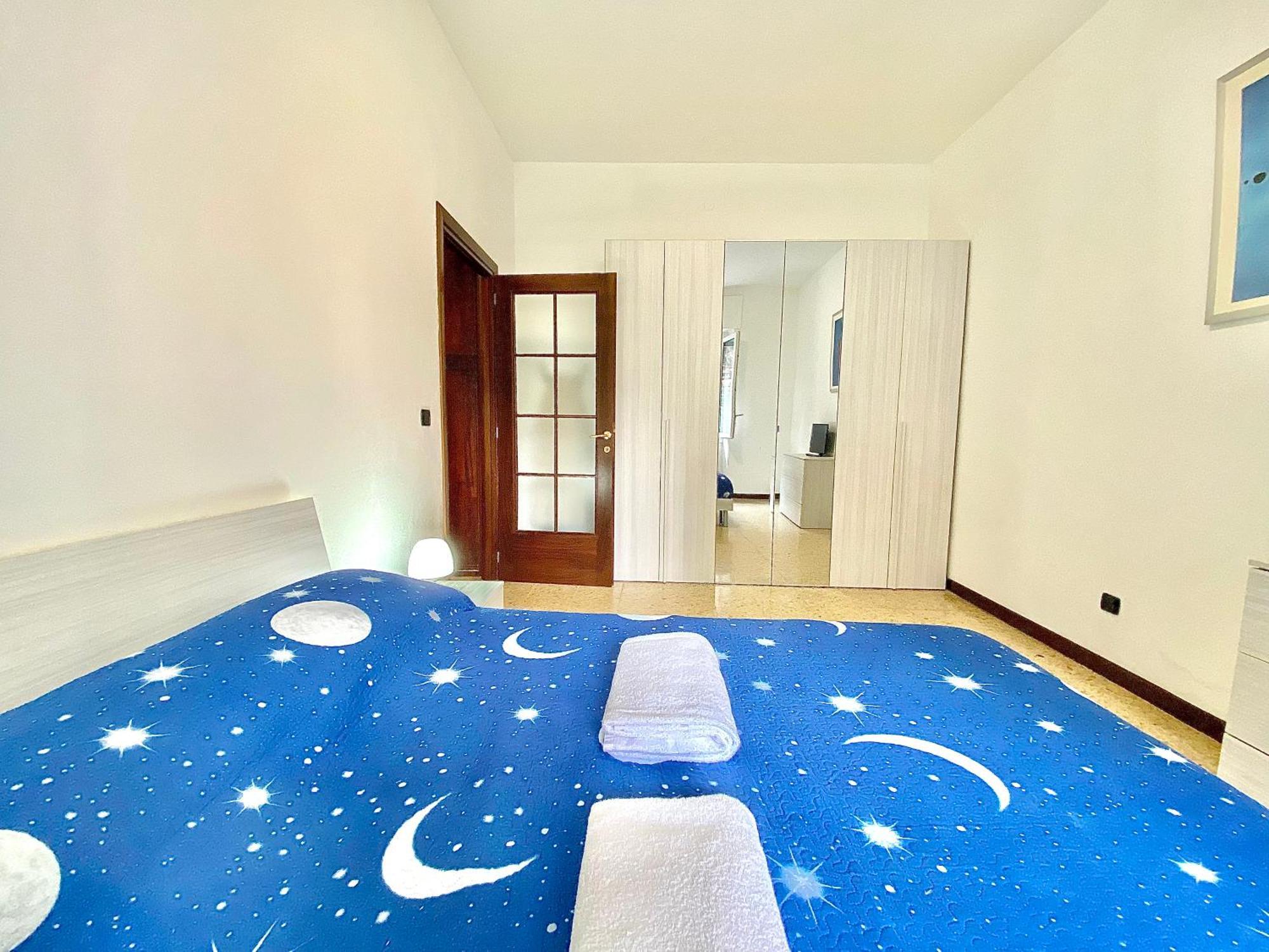 Home Fr Milánó Kültér fotó